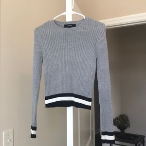 Grey cropped sweater